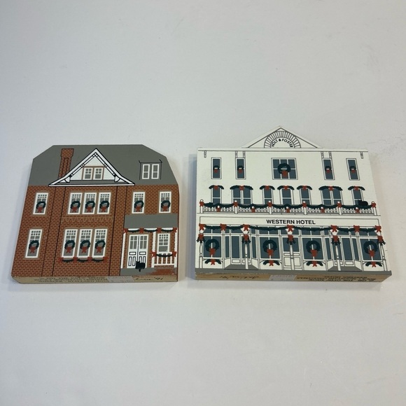 The Cat's Meow Other - The Cats Meow Village (Lot of 2) Rocky Mountain Christmas Hotel Wheeler 1991